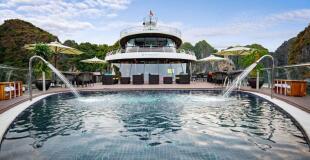 Jonque Stellar of the Sea