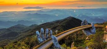 Excursion au pont dOr à Danang 